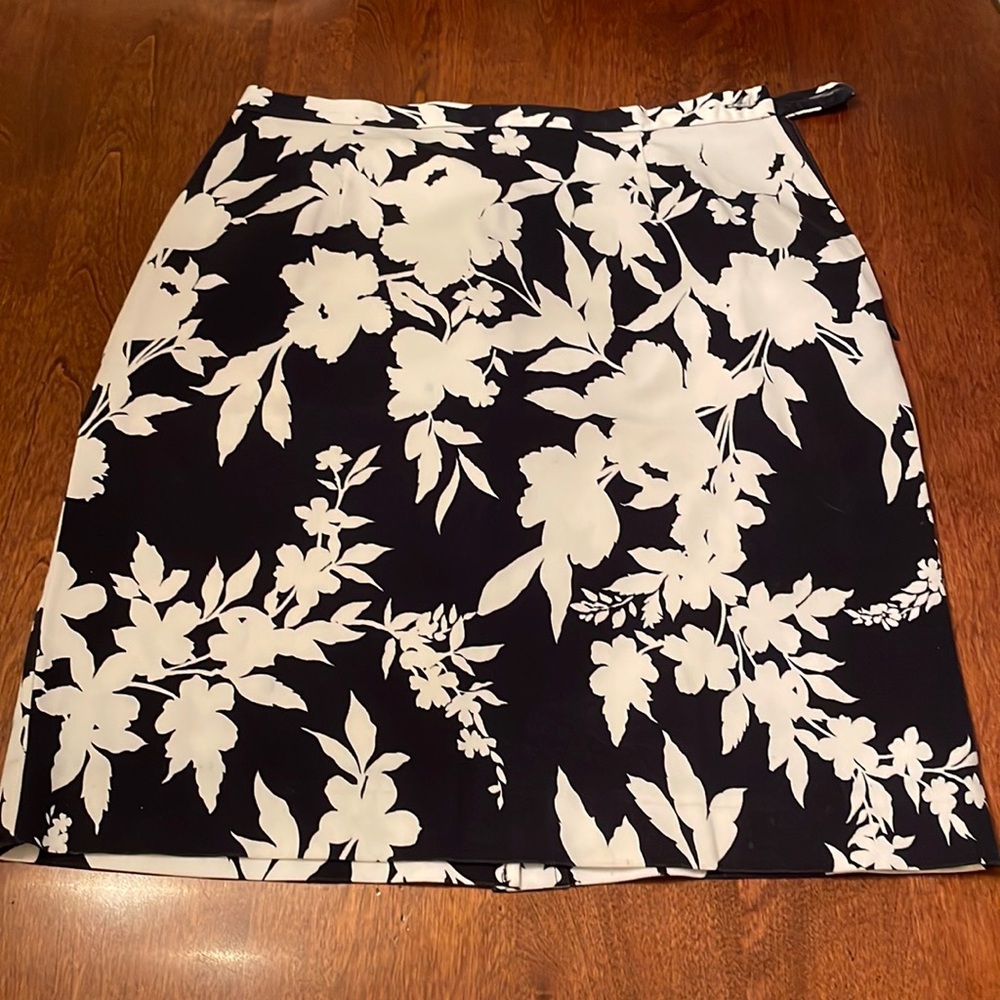 Talbots skirt, 10